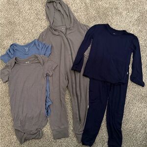 Kyte BABY set- 2 onesies, a hooded zipper romper, 2 piece pajama set